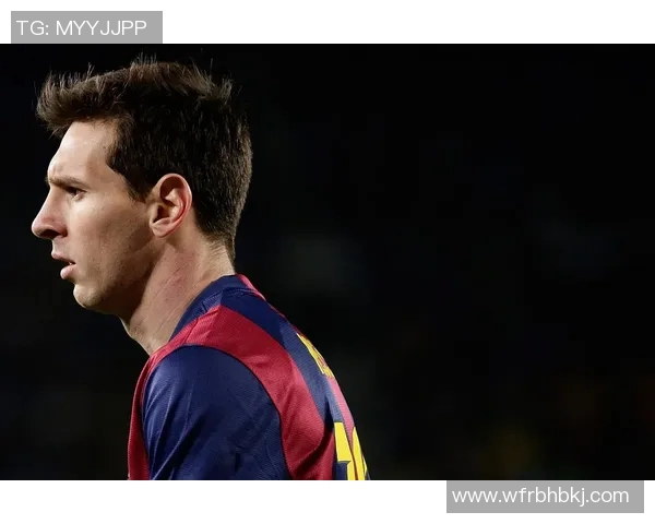 足球明星在关键时刻失误点球未进引发球迷热议与反思